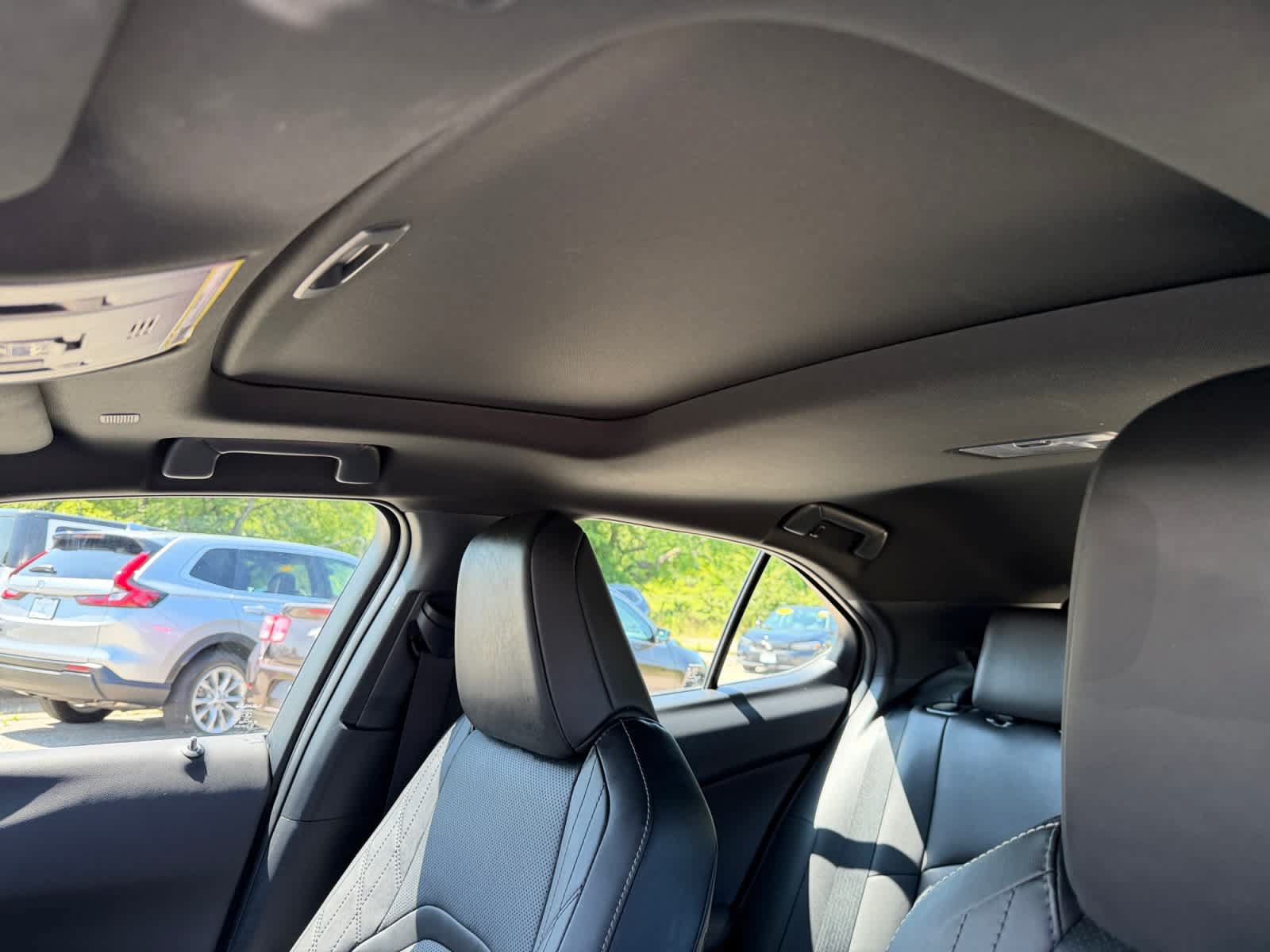 Used 2024 Lexus UX 250h AWD w/ Premium Package image 21