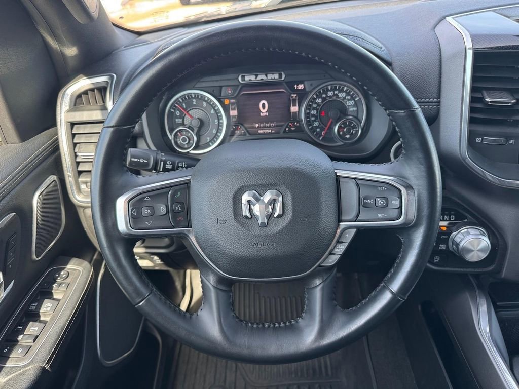 Used 2022 RAM 1500 Laramie AWD/4WD image 13