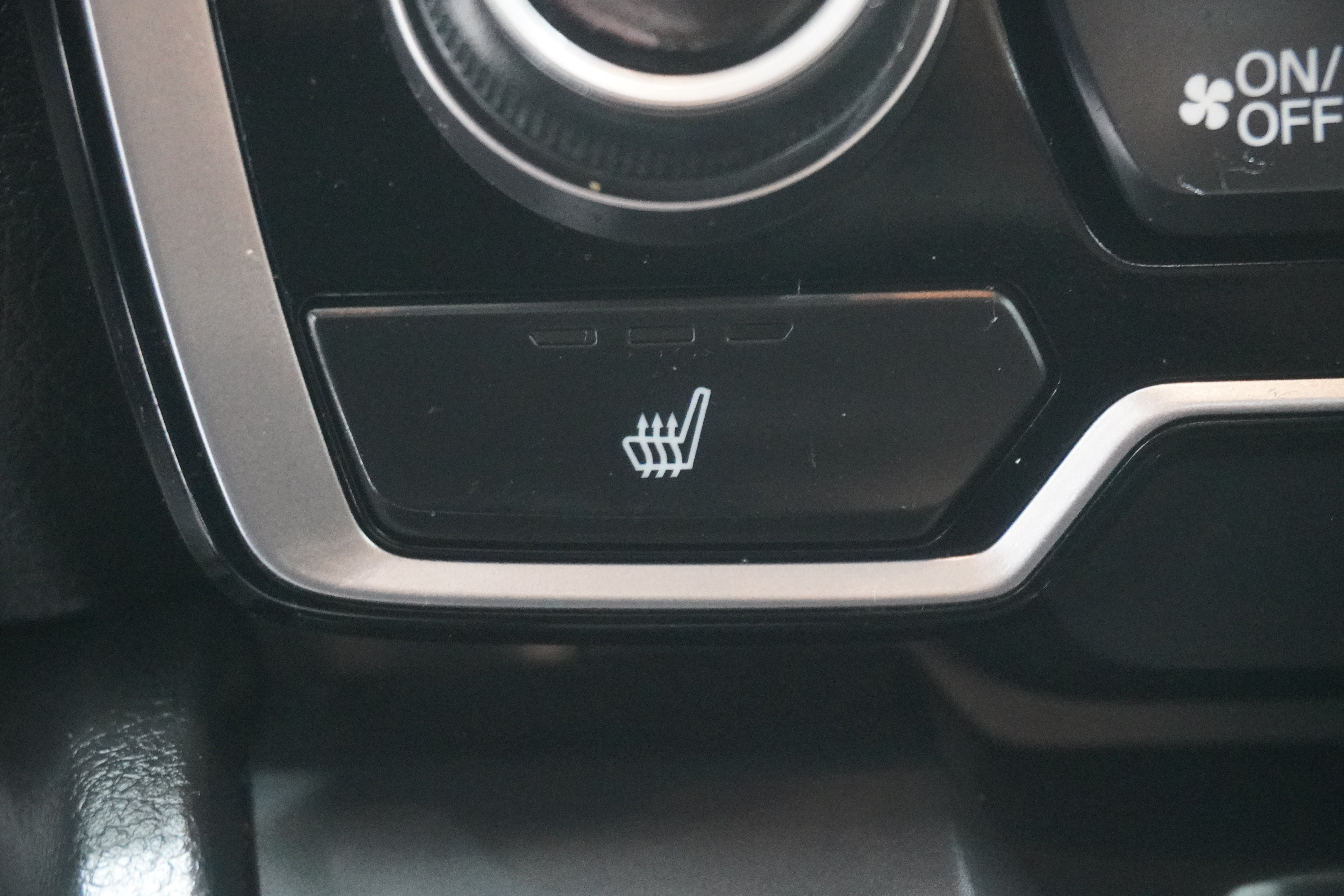 Used 2018 Honda CR-V EX-L image 21