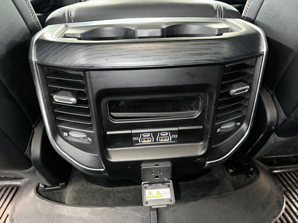 Used 2023 RAM 1500 Laramie AWD/4WD image 22