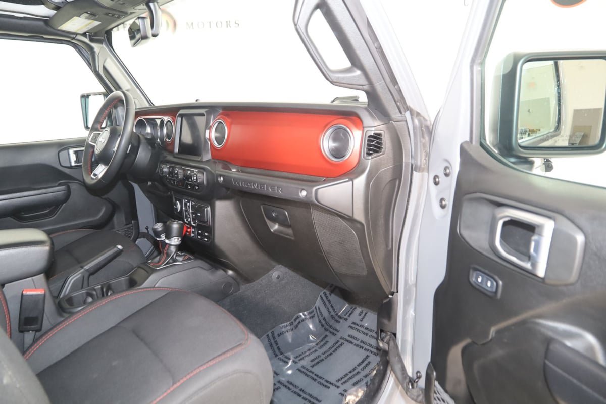Used 2023 Jeep Wrangler Unlimited Rubicon AWD/4WD image 41