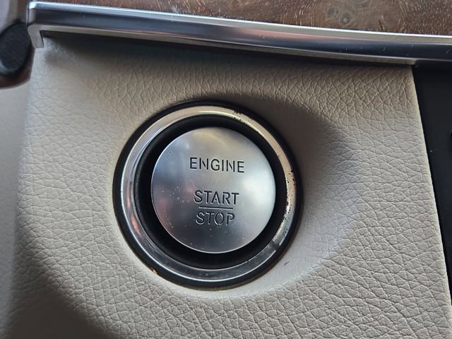 Used 2014 Mercedes-Benz E 350 4MATIC Sedan image 9