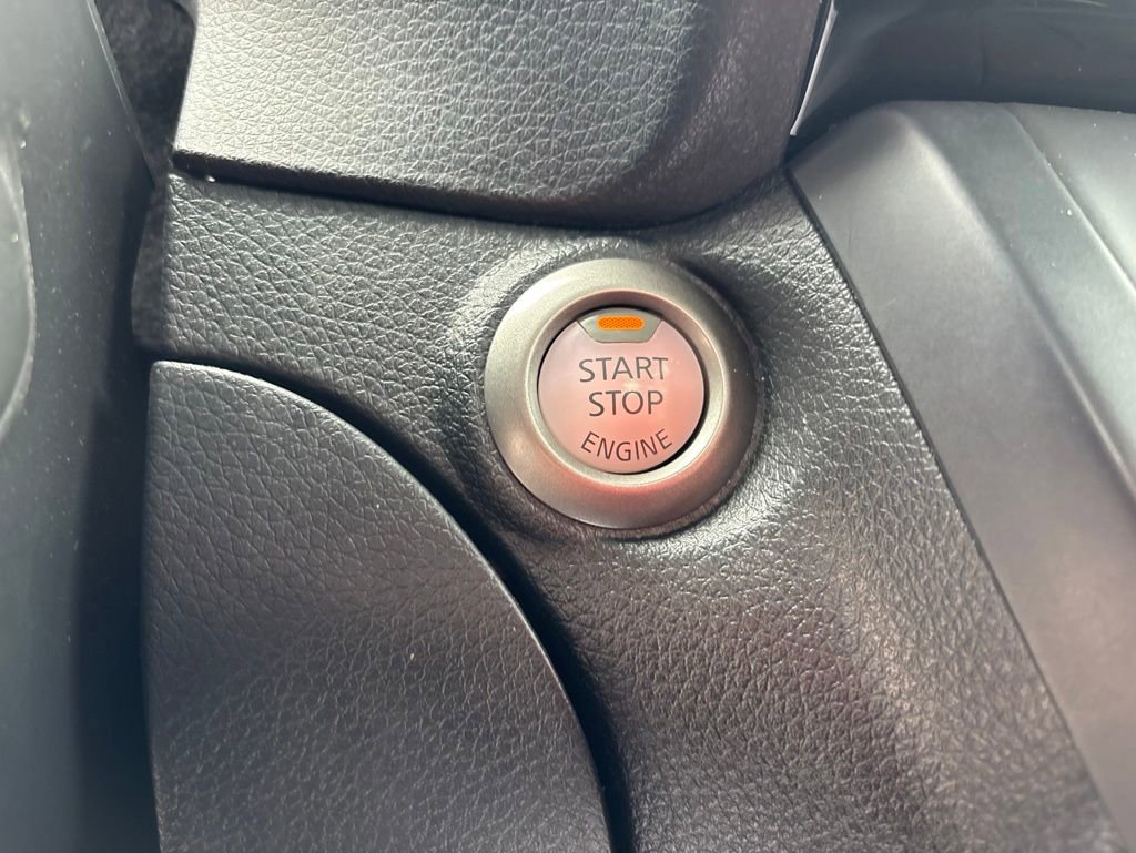Used 2018 Nissan Sentra SV FWD image 25