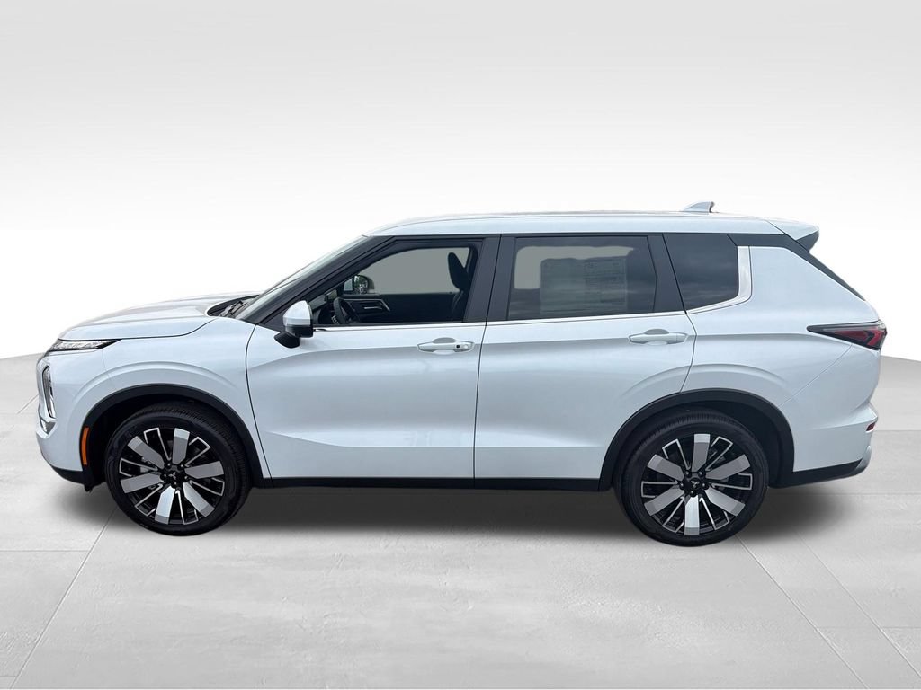 New 2026 Mitsubishi Outlander SE FWD video 2