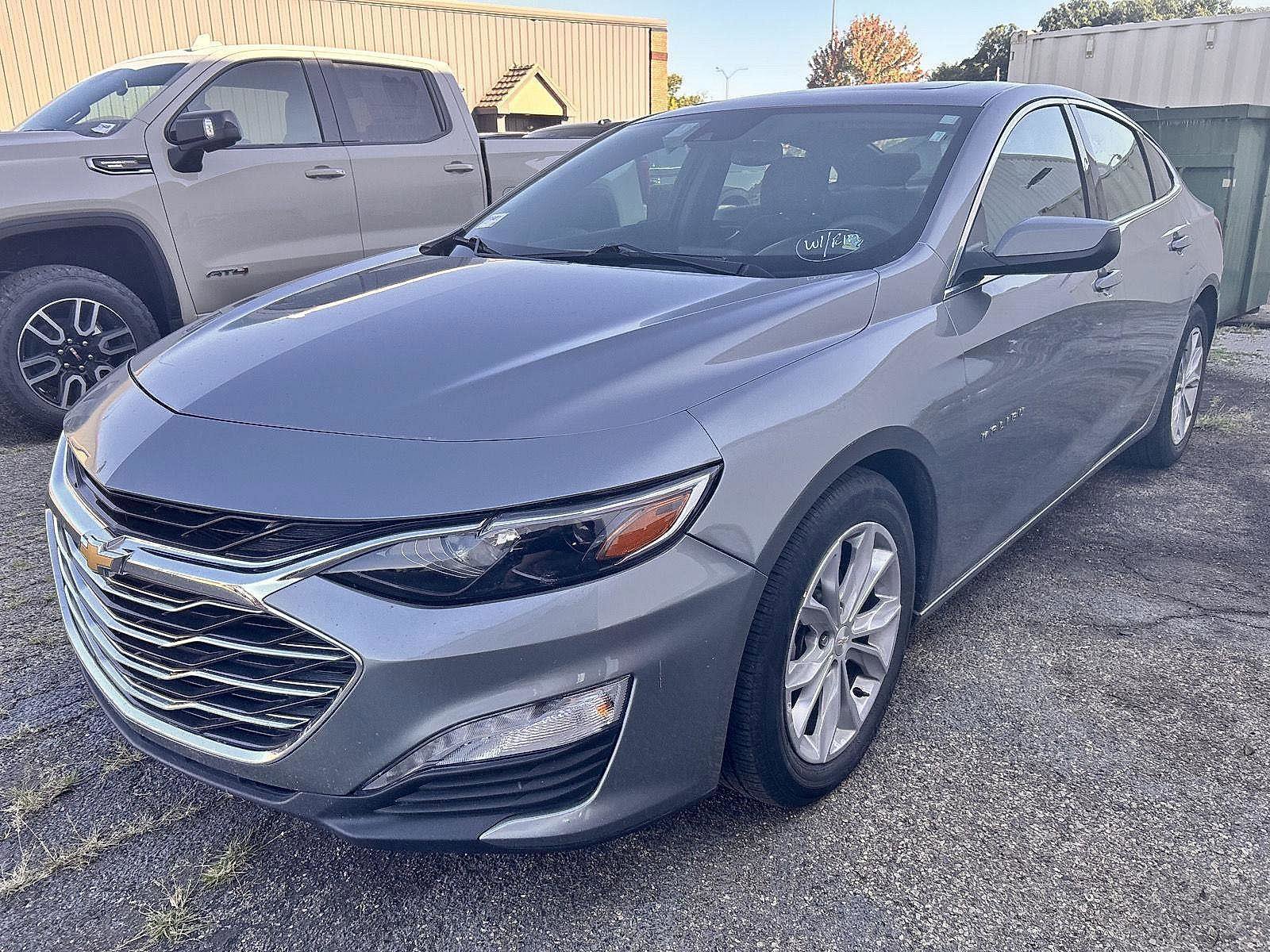 Used 2023 Chevrolet Malibu LT image 4