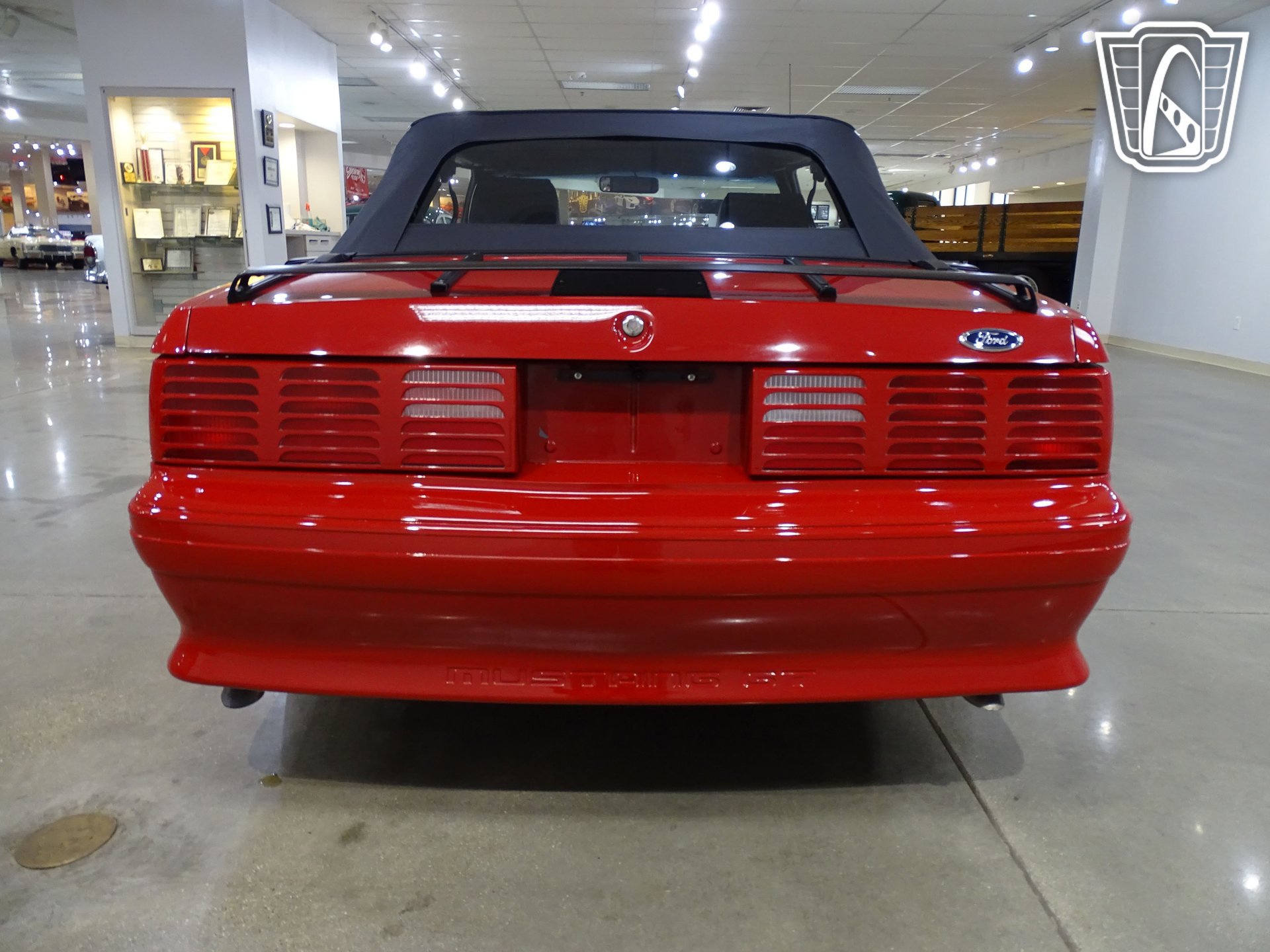 Used 1989 Ford Mustang GT RWD image 12