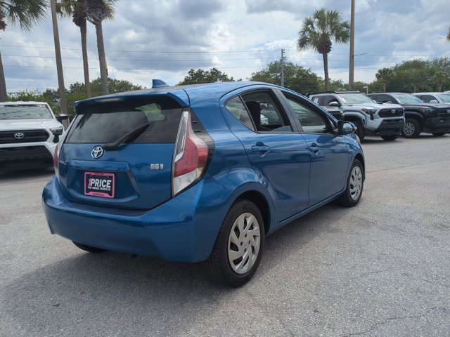 Used 2015 Toyota Prius C One FWD image 5
