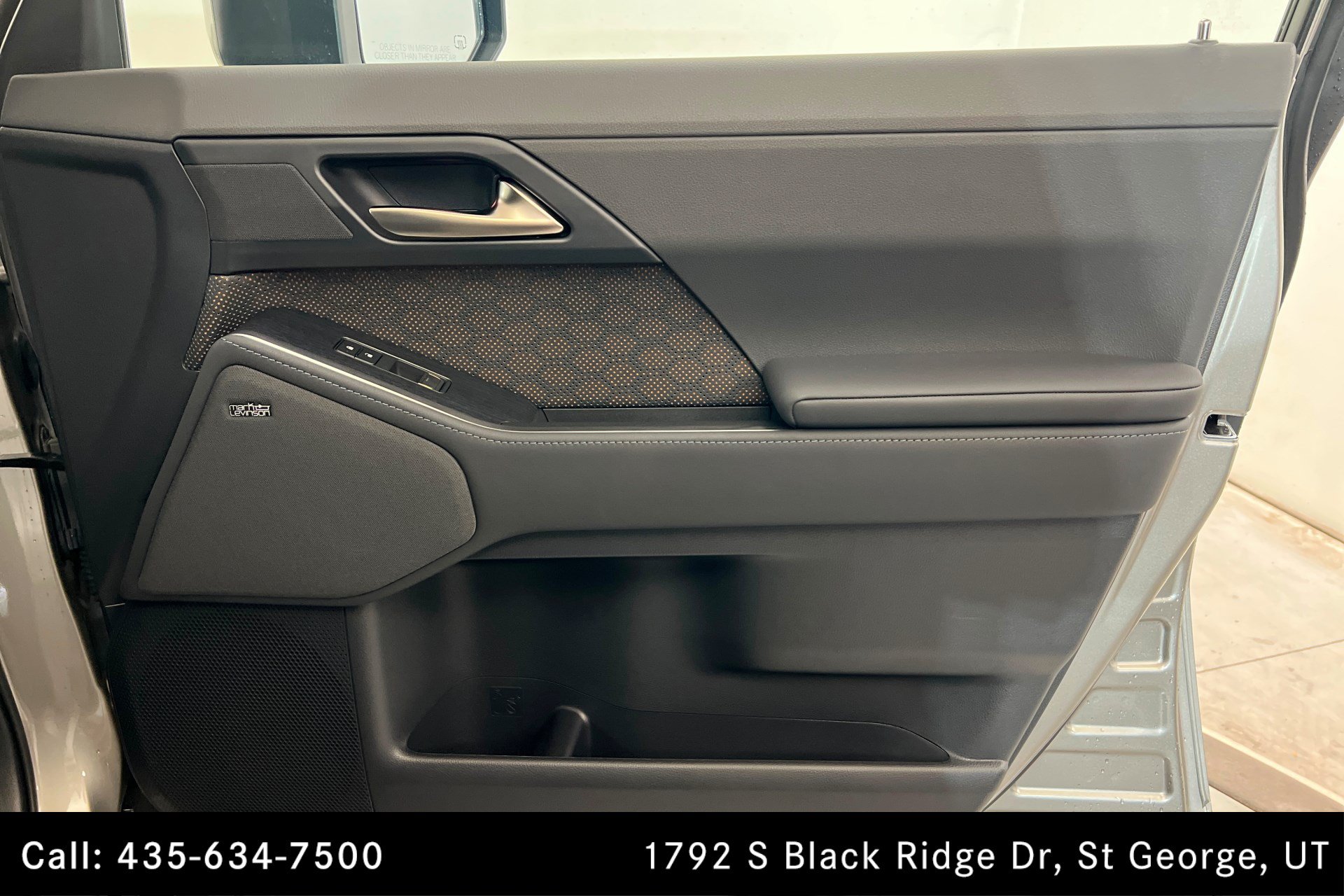 Used 2024 Lexus GX 550 w/ Accessory Package (Z1) AWD/4WD image 24