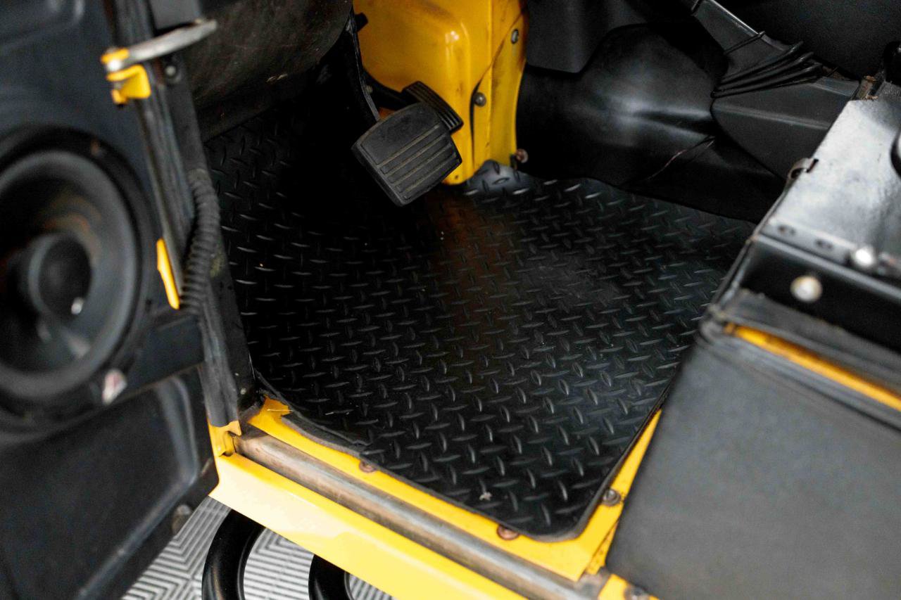 Used 1997 Land Rover Defender 90 AWD/4WD image 47