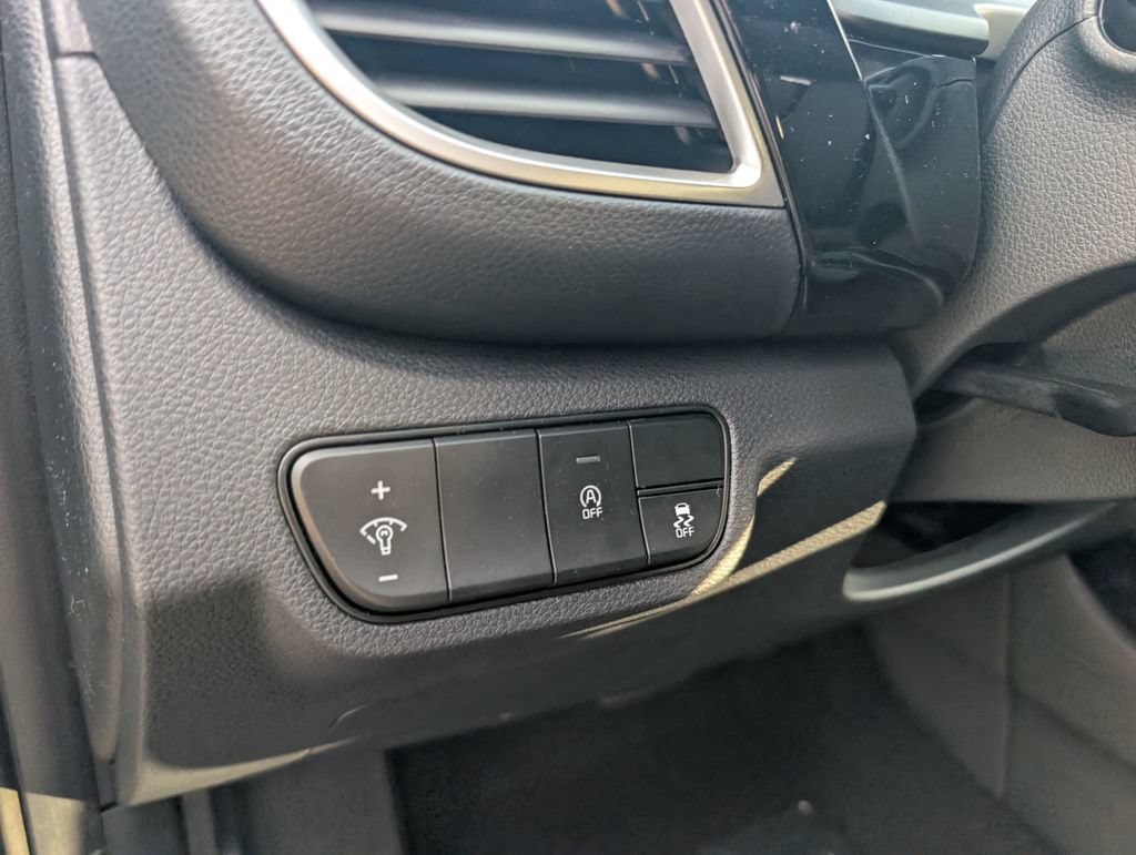 New 2026 Kia Seltos S AWD/4WD image 16