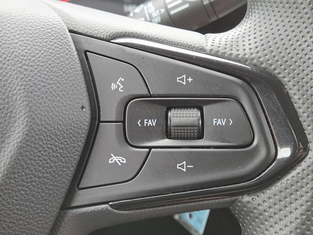 Certified 2024 Chevrolet Trax LS FWD image 12