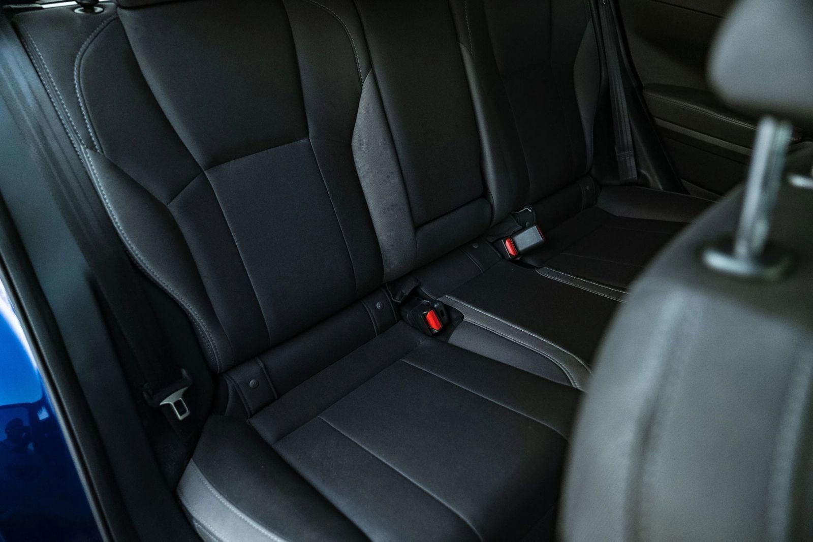 Used 2025 Subaru Crosstrek 2.0i Premium image 36