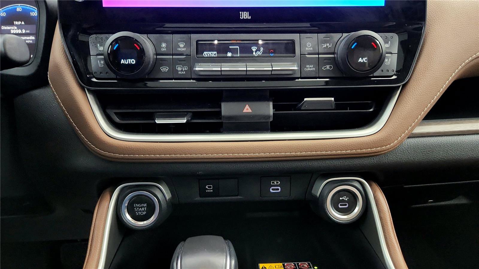 Certified 2024 Toyota Grand Highlander Platinum image 33