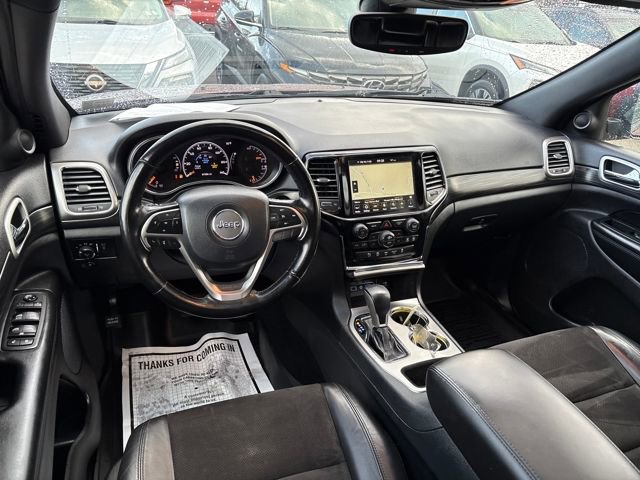 Used 2020 Jeep Grand Cherokee Altitude AWD/4WD image 11