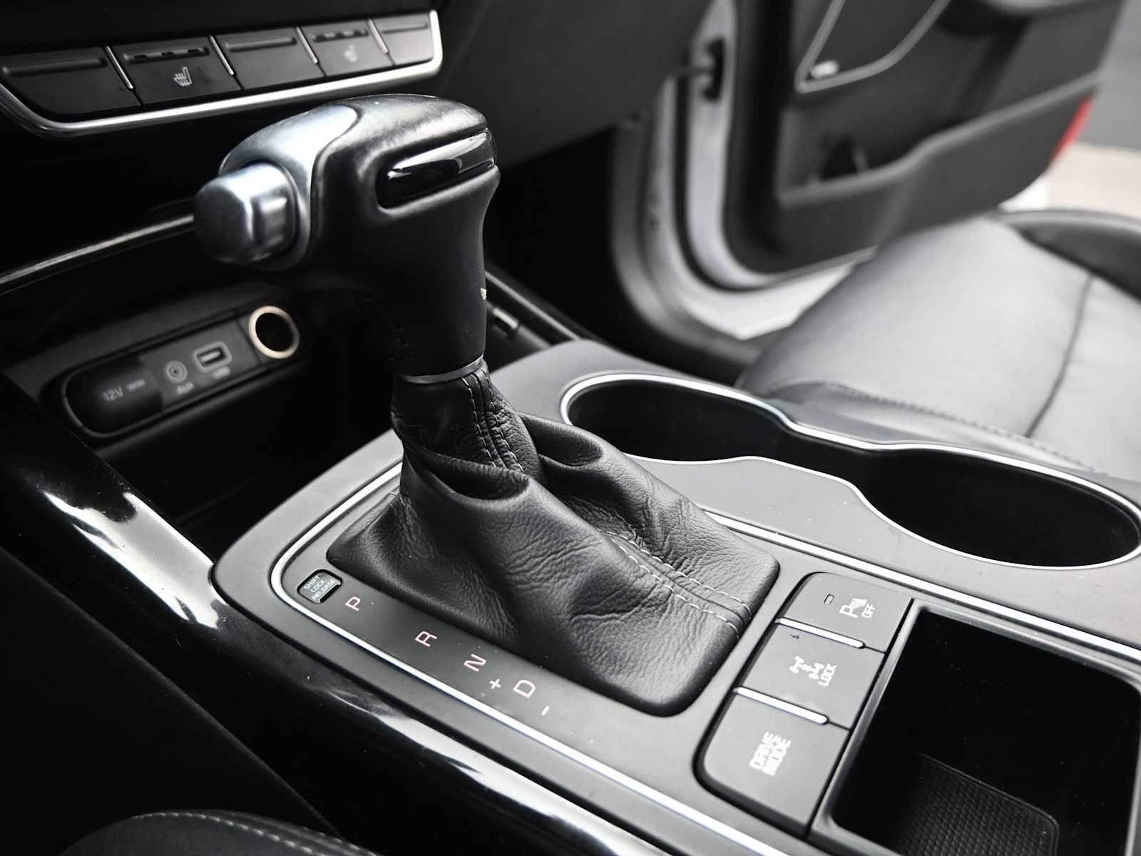 Used 2018 Kia Sorento SX image 21