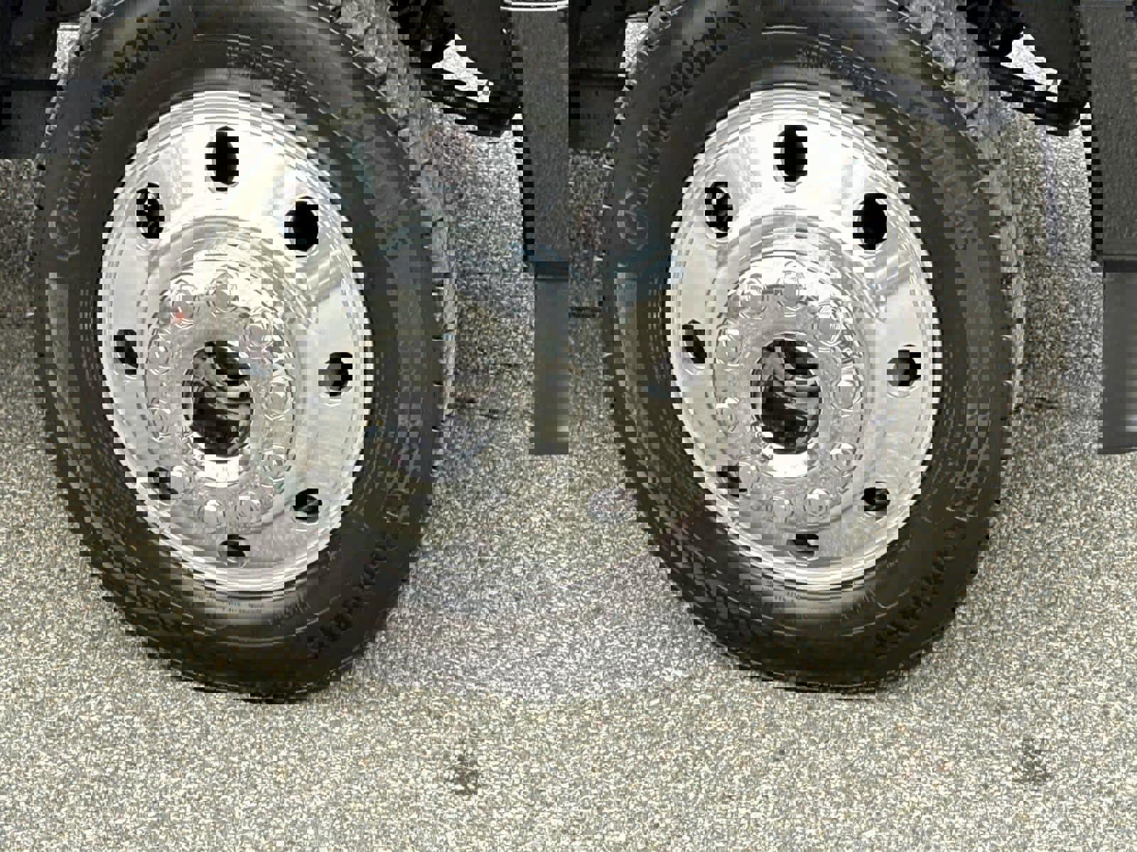 Used 2025 Ford F450 Lariat image 7