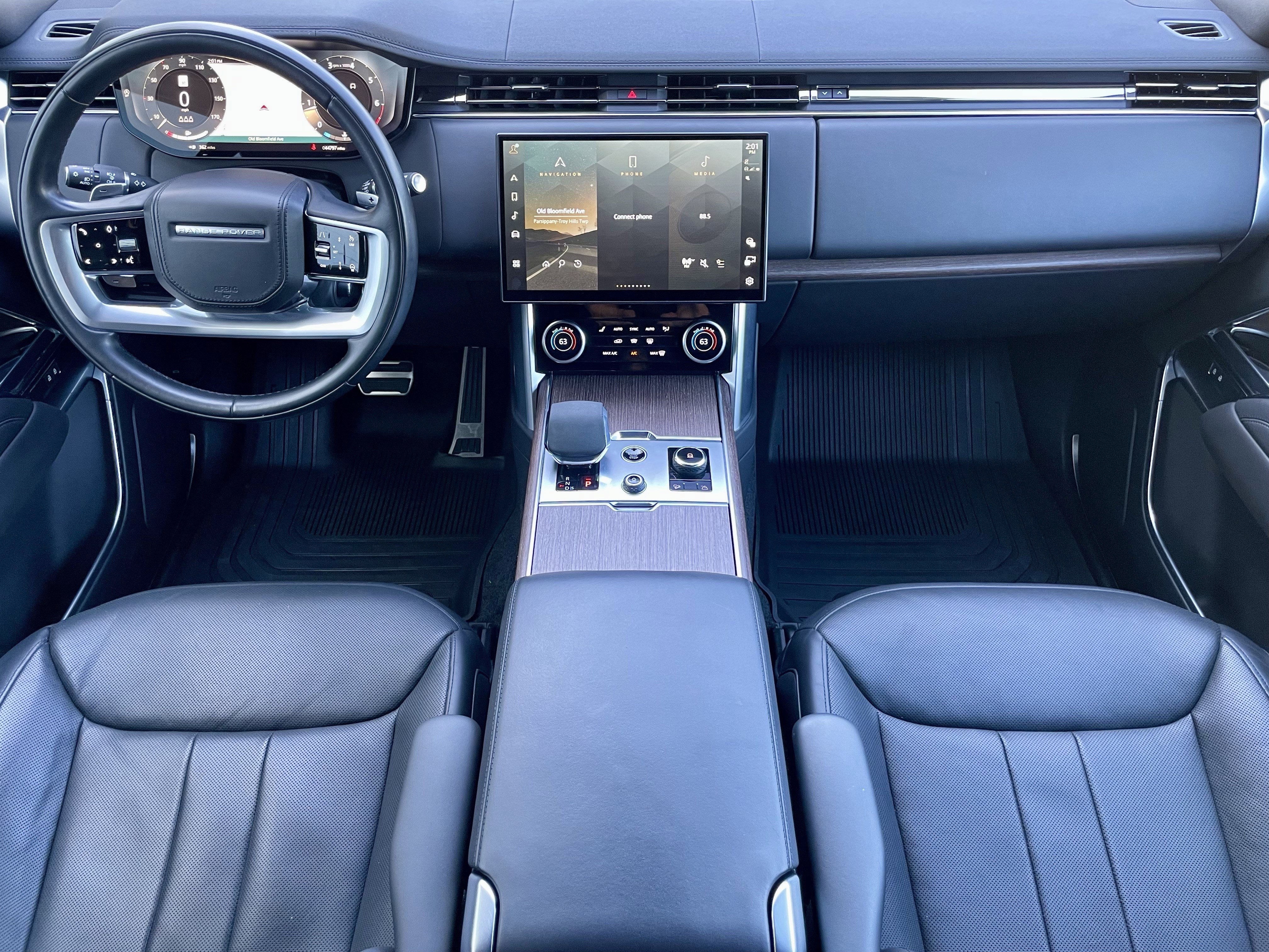 Certified 2023 Land Rover Range Rover SE image 16