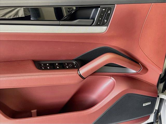 New 2026 Porsche Cayenne S AWD/4WD image 11