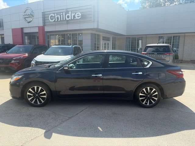 Used 2018 Nissan Altima 2.5 SV w/ 2.5 SV Technology Package