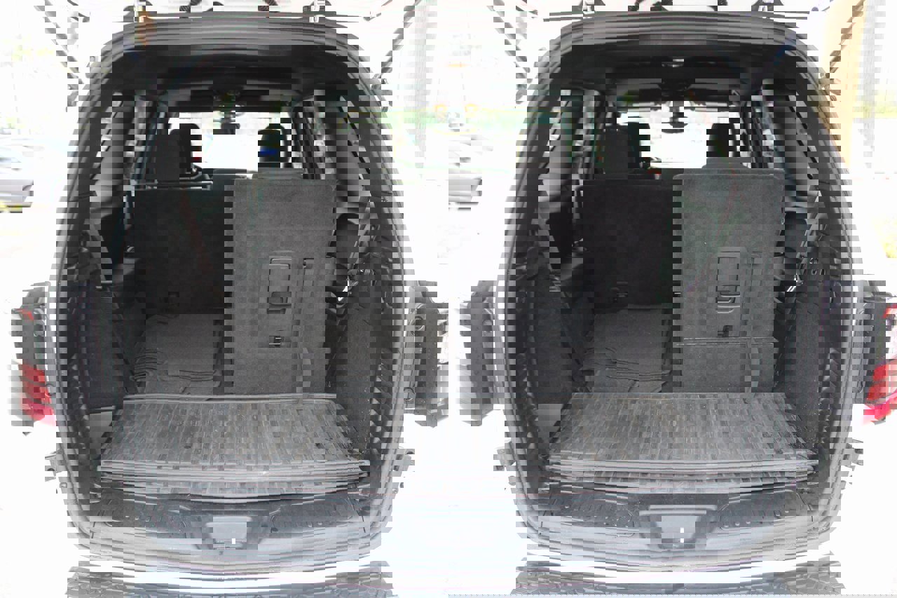 Used 2022 Dodge Durango SXT w/ Blacktop Package image 12