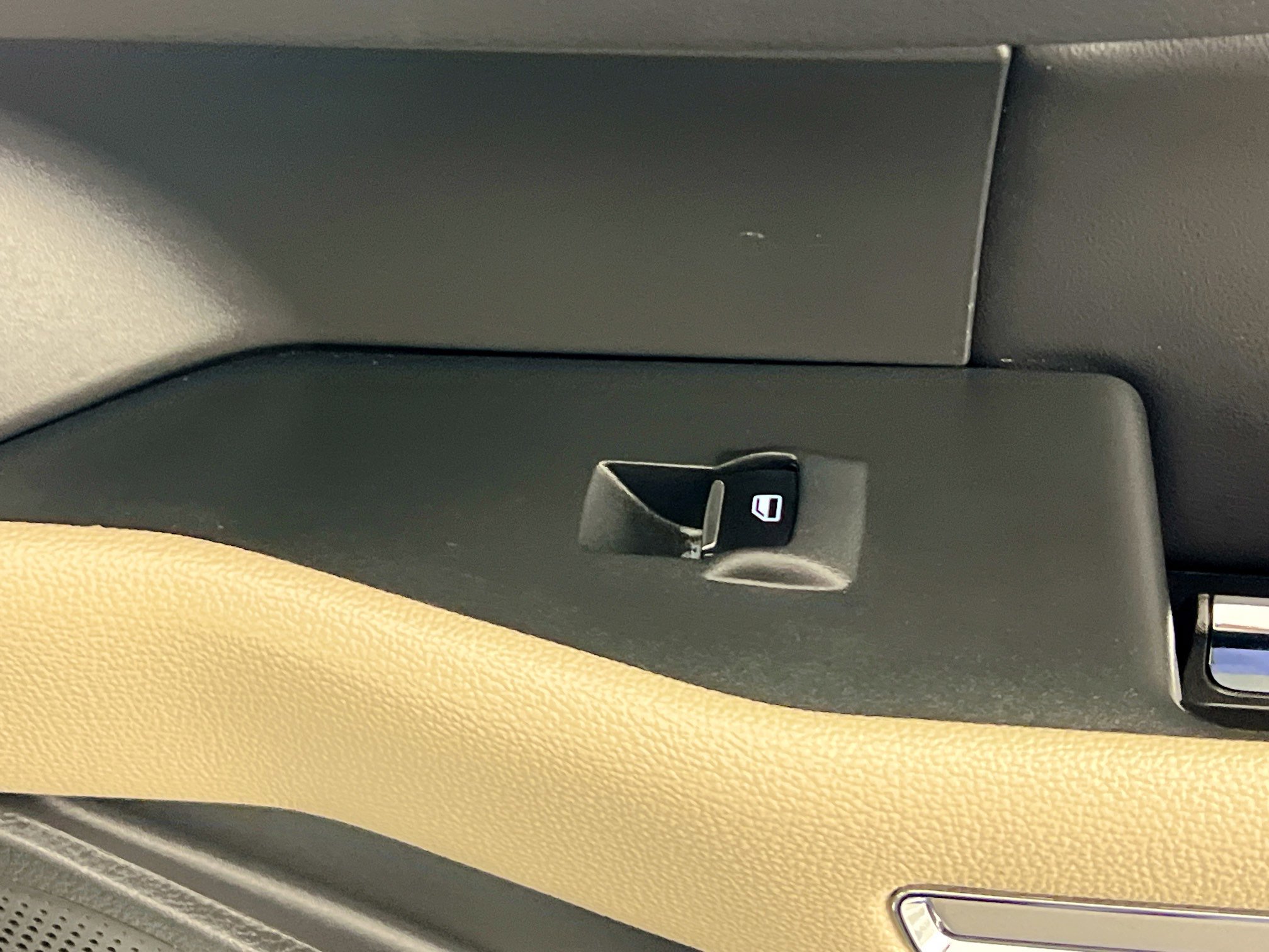 Used 2024 Ford Expedition Max Limited image 32