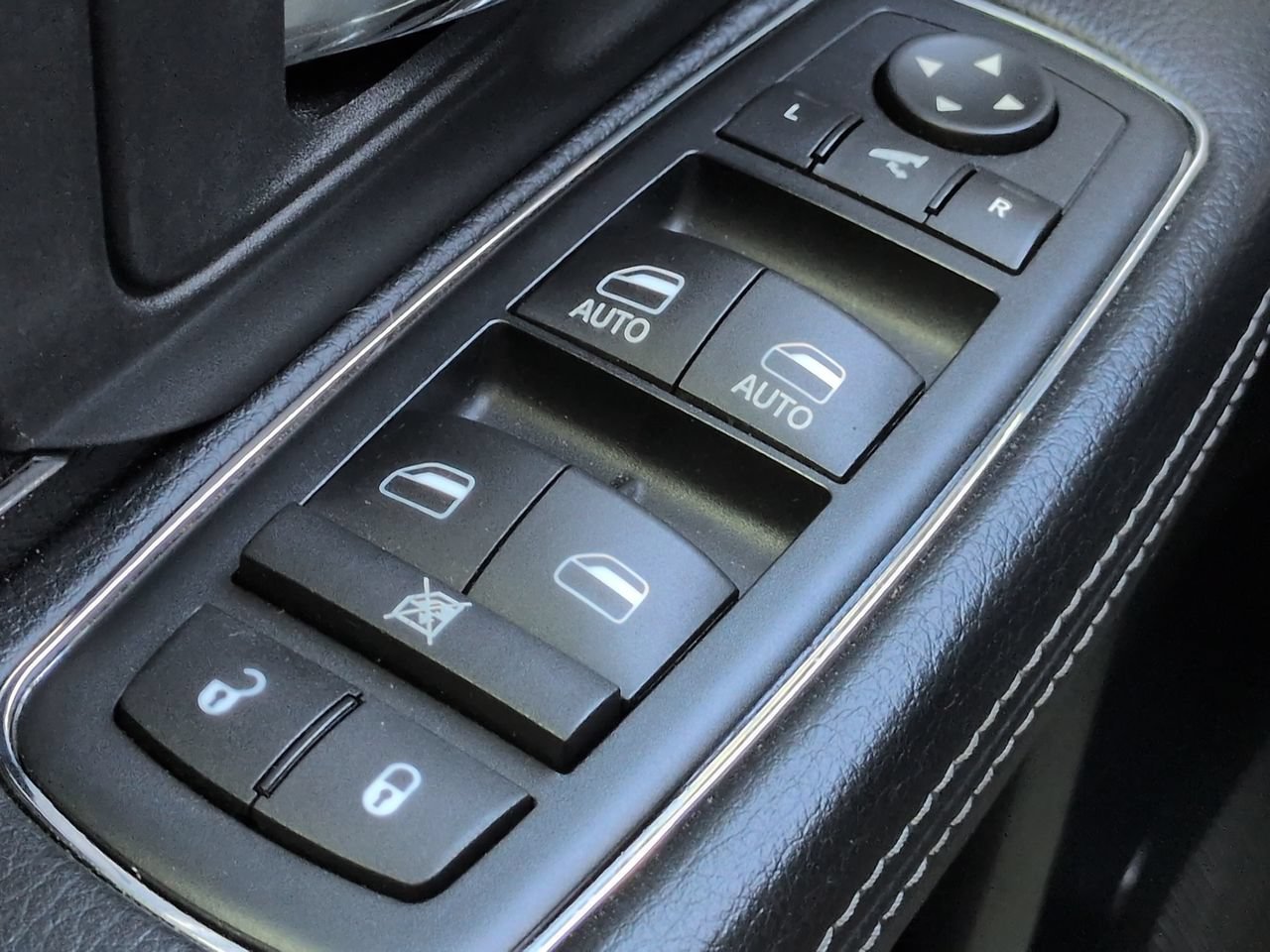 Used 2016 RAM 1500 Sport AWD/4WD image 22