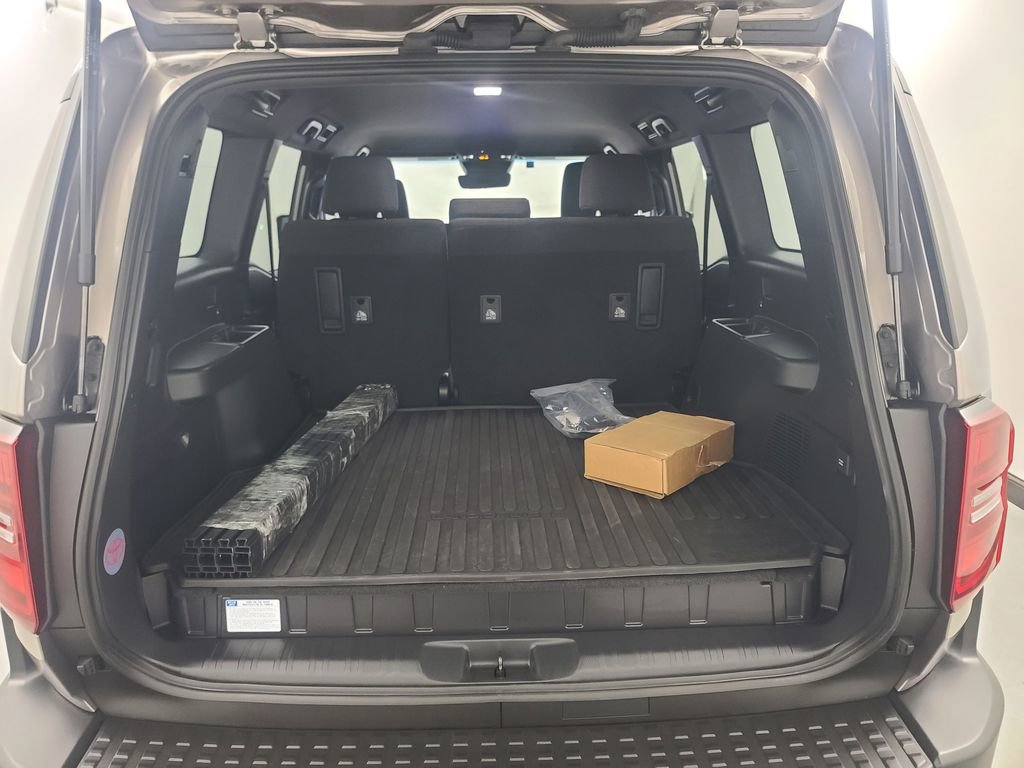 Used 2024 Toyota Land Cruiser image 19