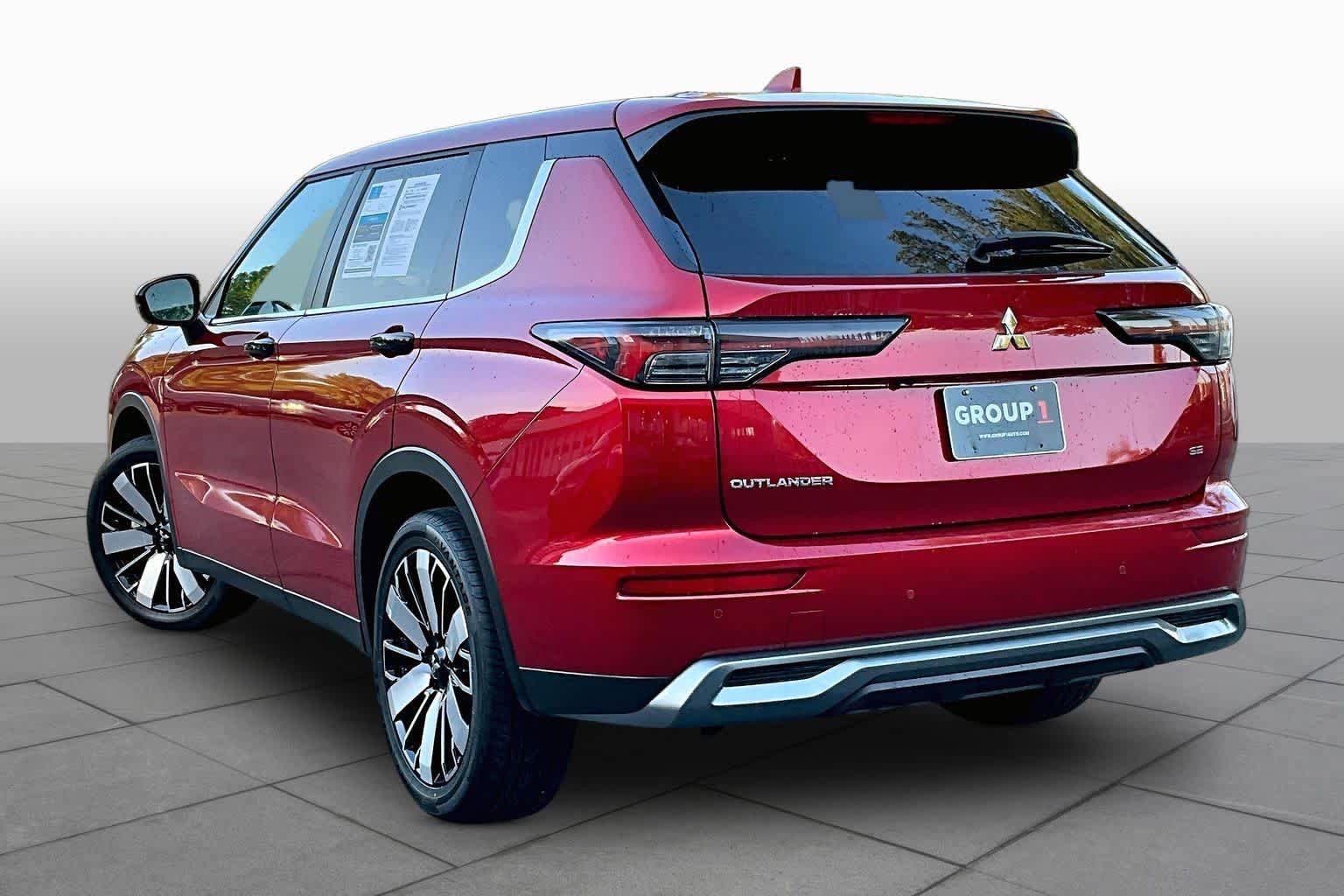 Used 2025 Mitsubishi Outlander SE AWD/4WD image 20