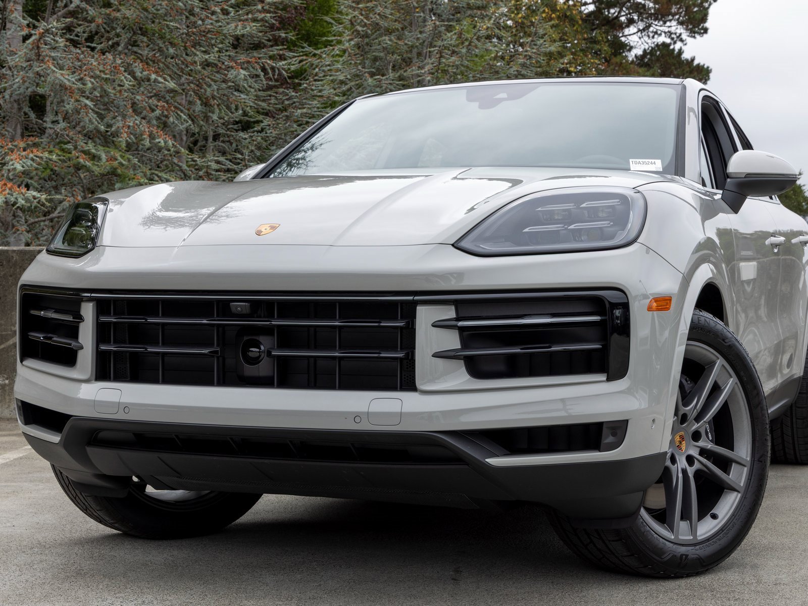 New 2026 Porsche Cayenne Coupe image 7