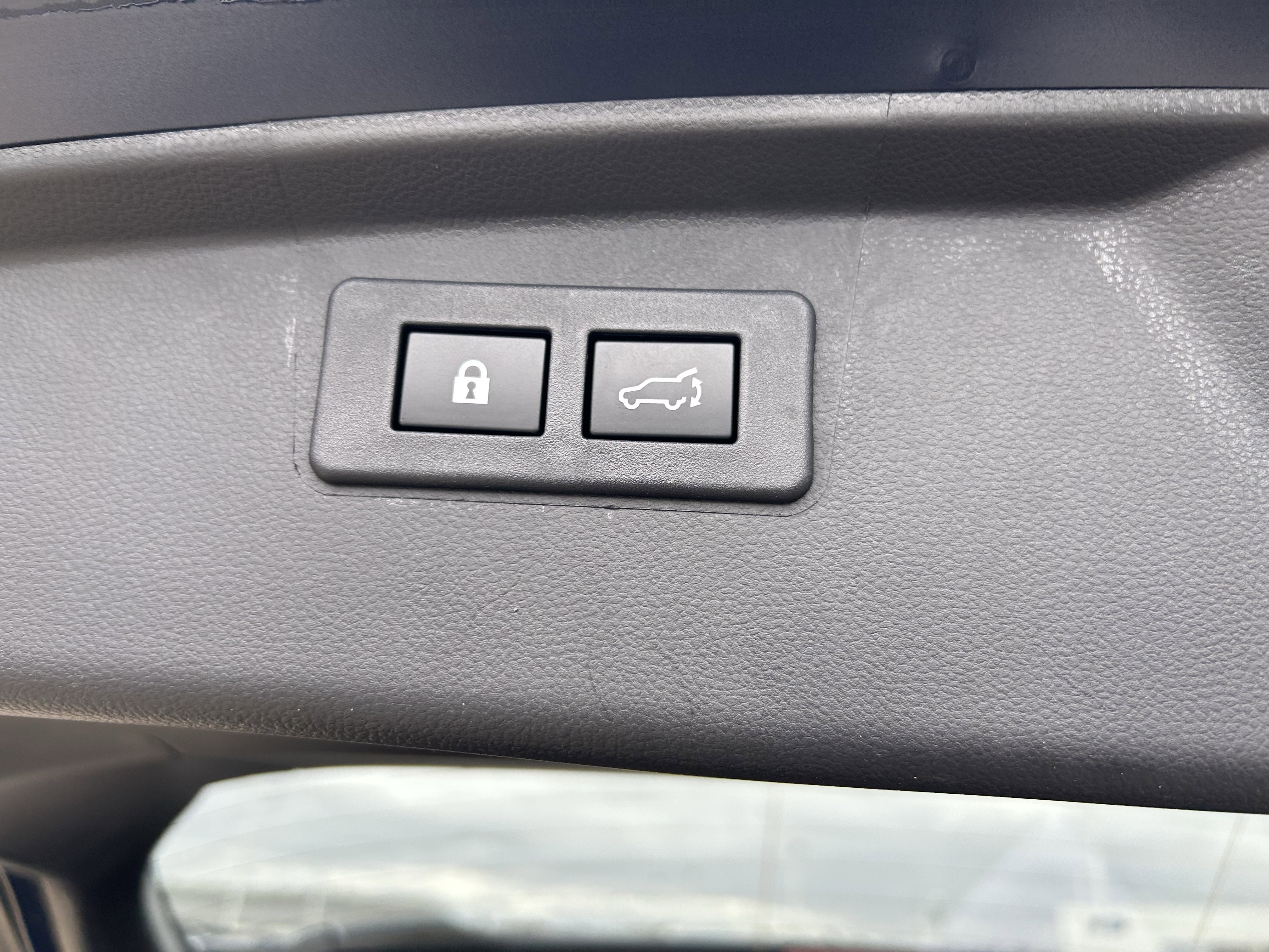 Used 2025 Subaru Outback Premium w/ Popular Package #1 image 28