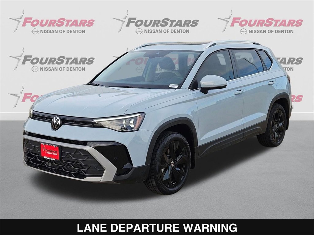 Used 2025 Volkswagen Taos SE image 9