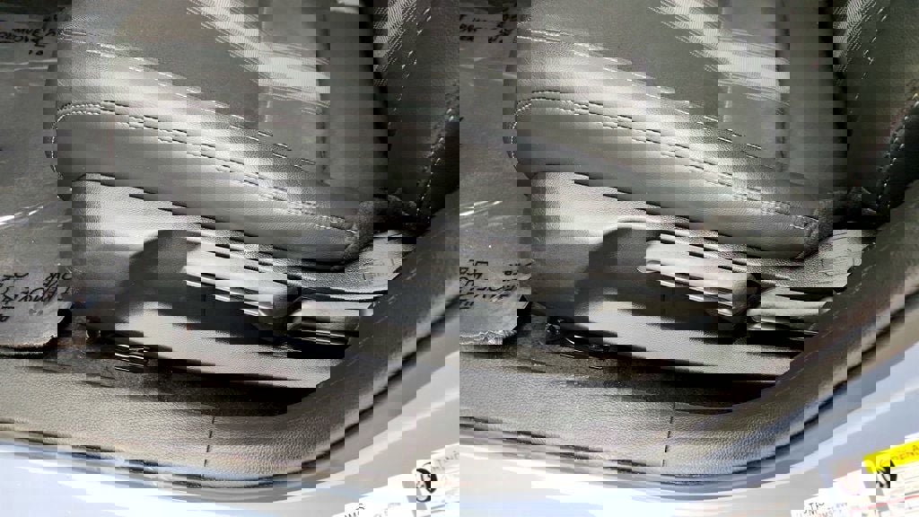 Used 2023 Honda Civic Sport image 11