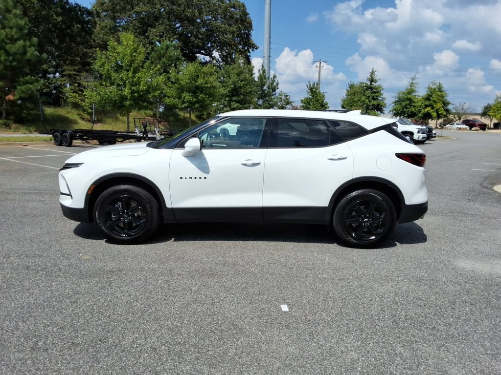 Certified 2023 Chevrolet Blazer LT FWD image 8