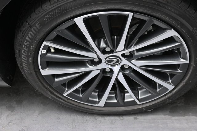 Used 2025 Lexus ES 350 w/ Premium Package FWD image 34