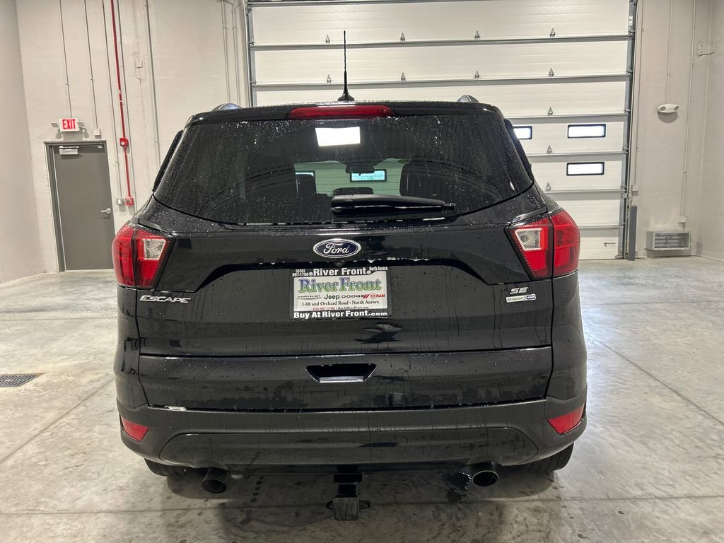 Used 2019 Ford Escape SE image 7