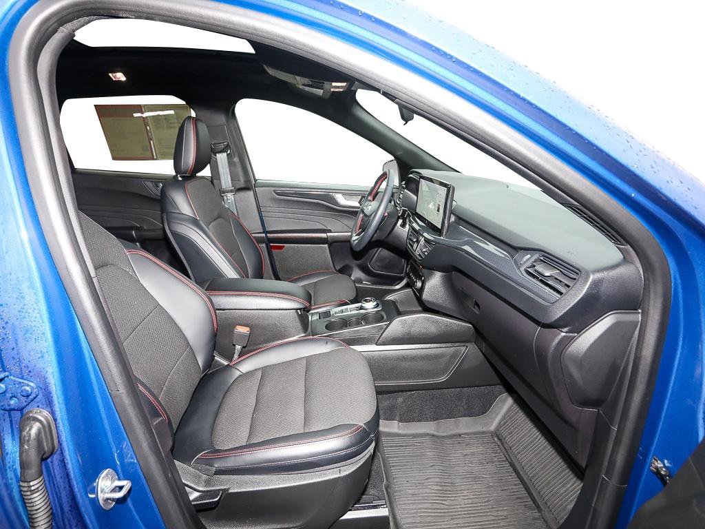 Used 2023 Ford Escape ST-Line w/ Tech Pack #1 image 22