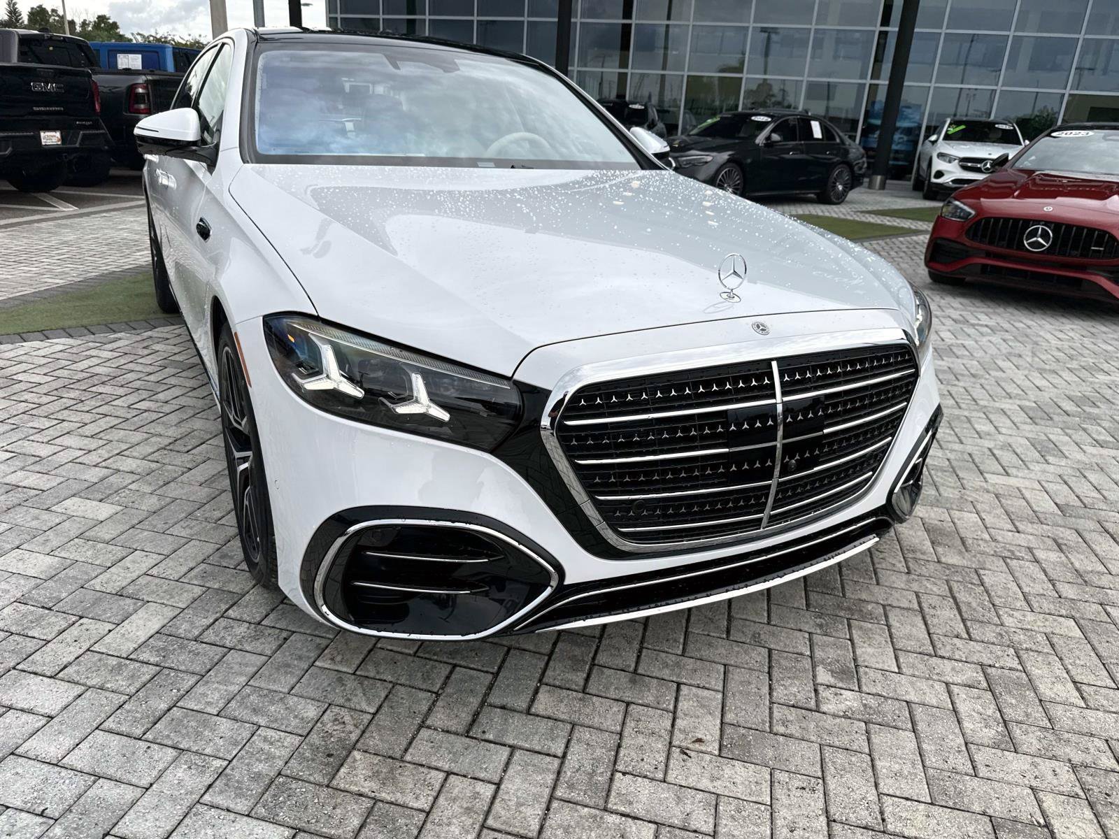 New 2027 Mercedes-Benz S 580 4MATIC Sedan image 8