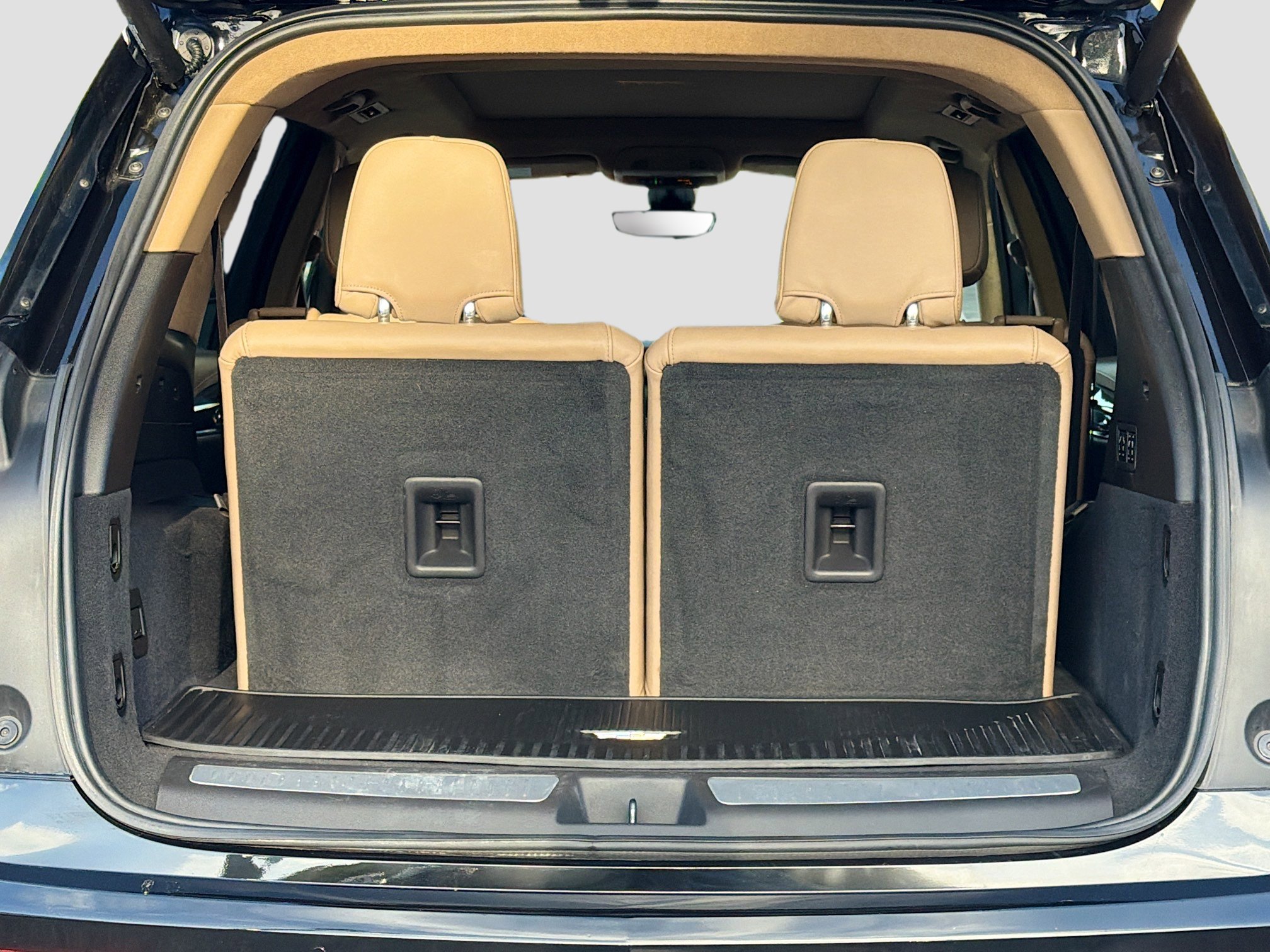 Used 2024 Cadillac XT6 Premium Luxury w/ Platinum Package AWD/4WD image 11