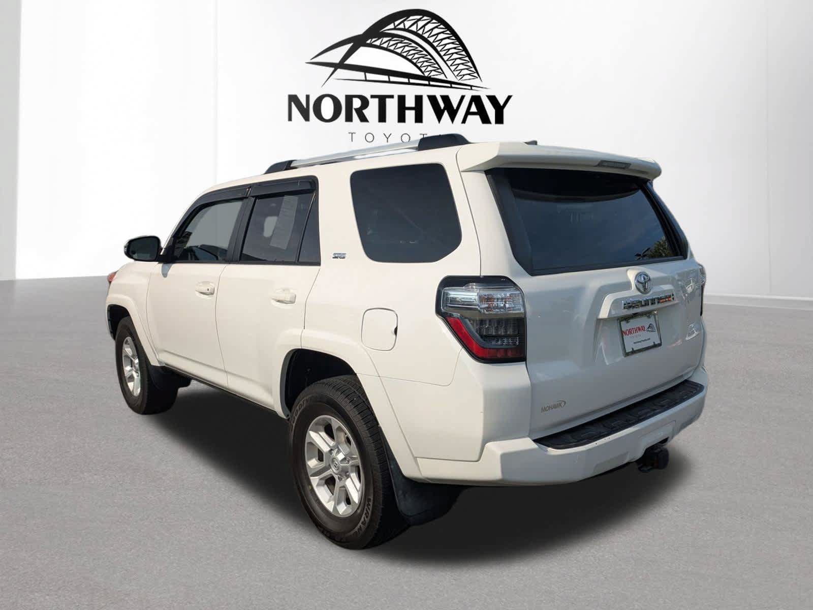 Used 2019 Toyota RAV4 Adventure w/ Cold Weather Package AWD/4WD image 5