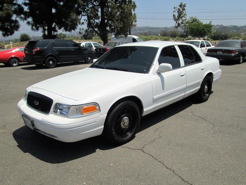 Used 2009 Ford Crown Victoria Police Interceptor image 1