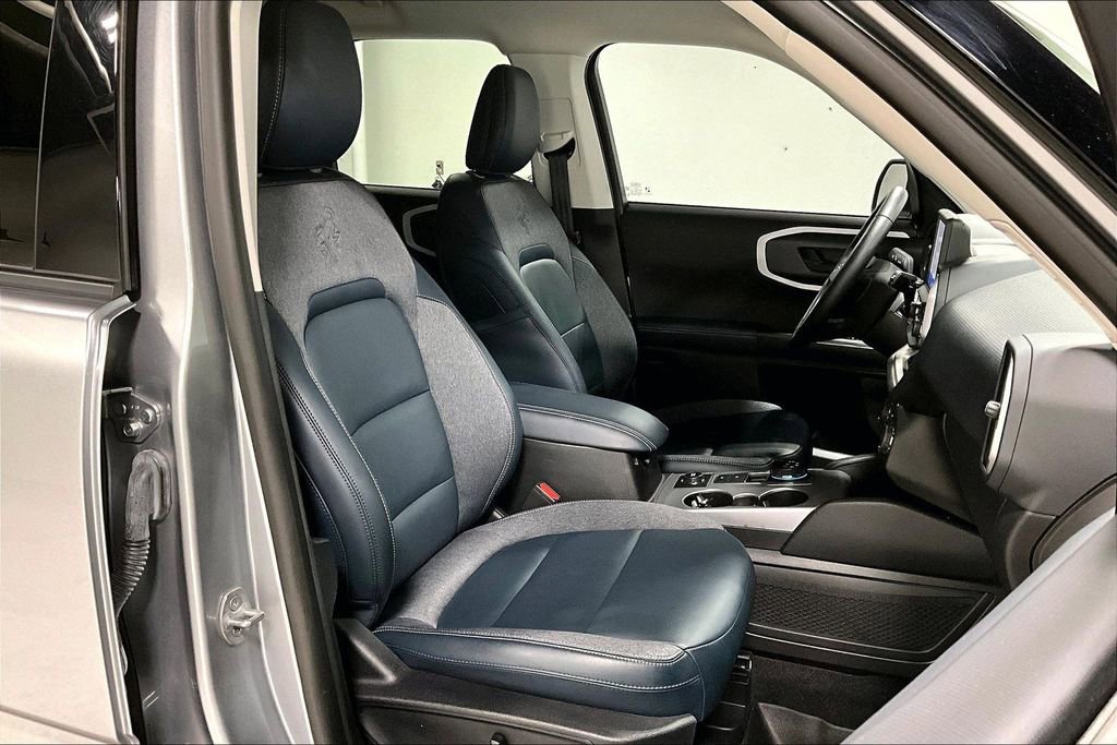 Used 2023 Ford Bronco Sport Outer Banks image 10