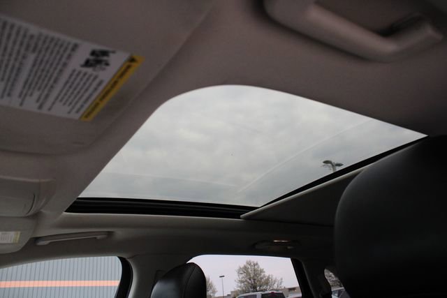 Used 2016 Ford Edge SEL w/ Equipment Group 201A image 5