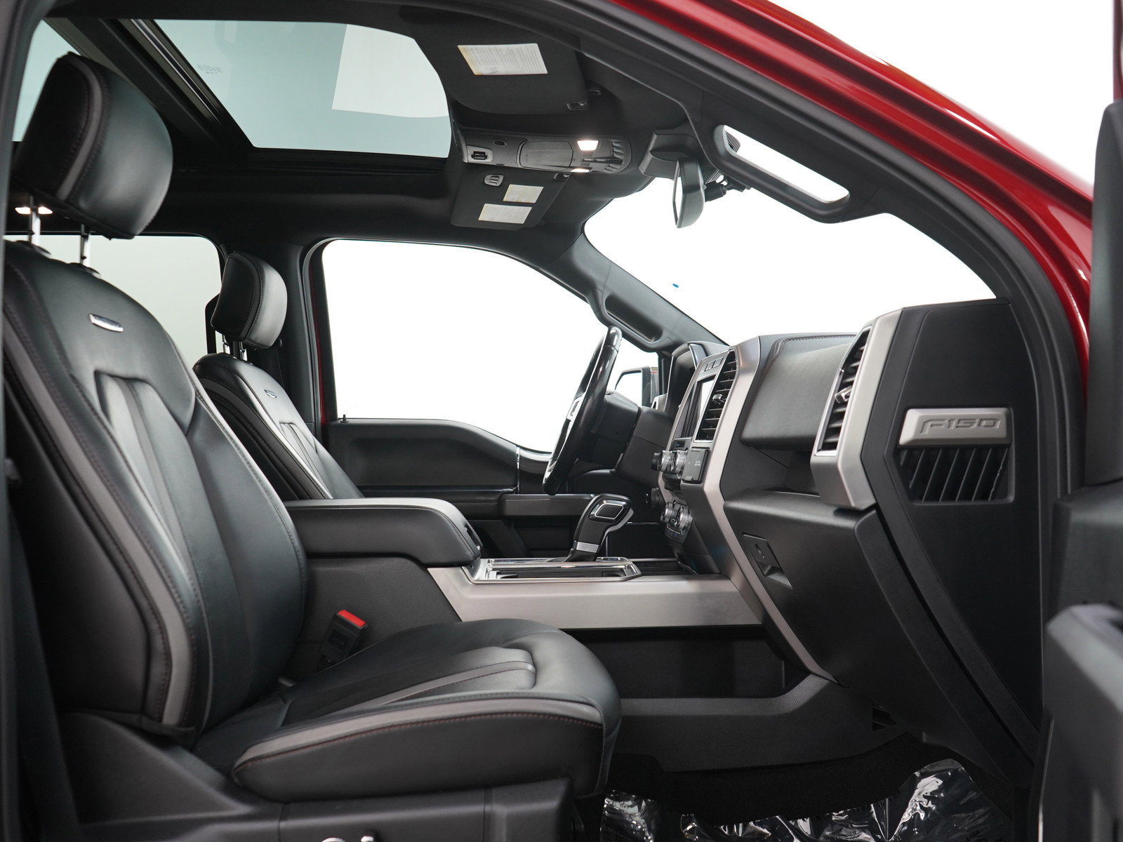 Used 2018 Ford F150 Platinum w/ Equipment Group 701A Luxury AWD/4WD image 11