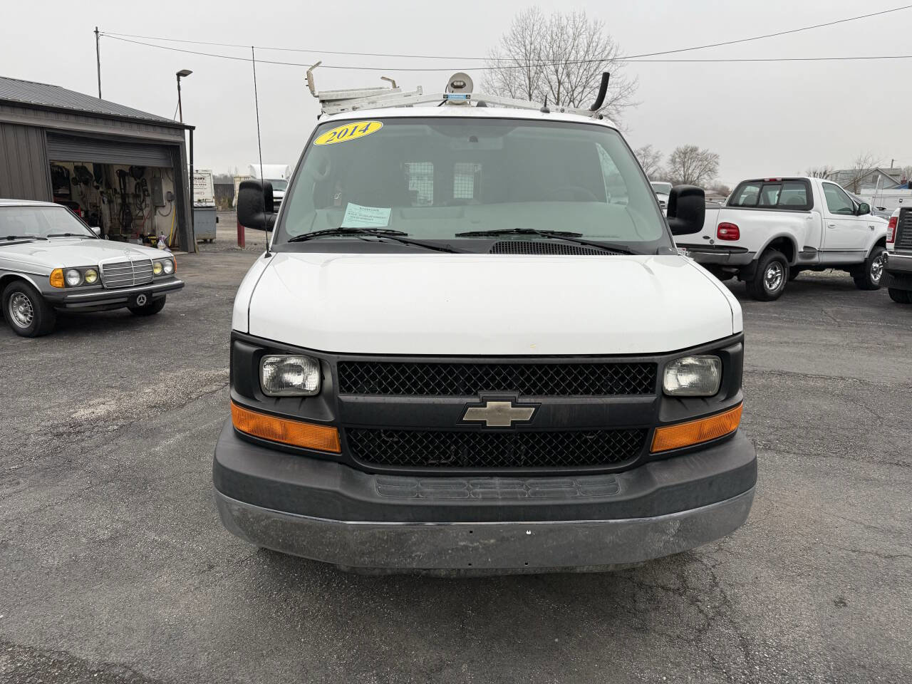 Used 2014 Chevrolet Express 2500 image 7