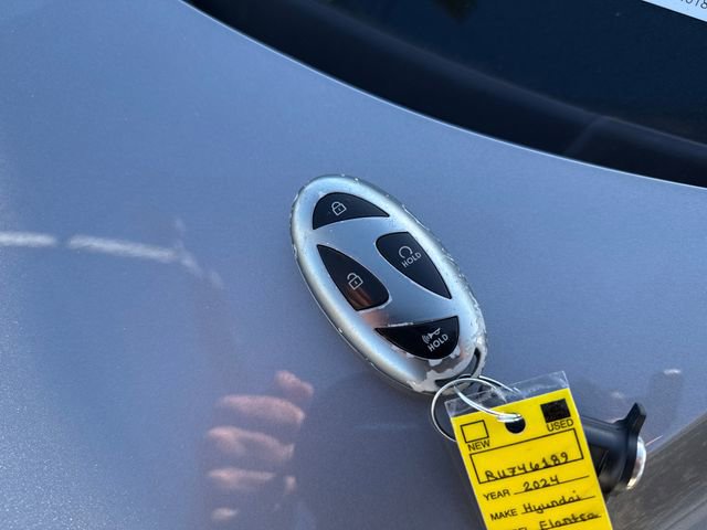 Used 2024 Hyundai Elantra SEL image 20