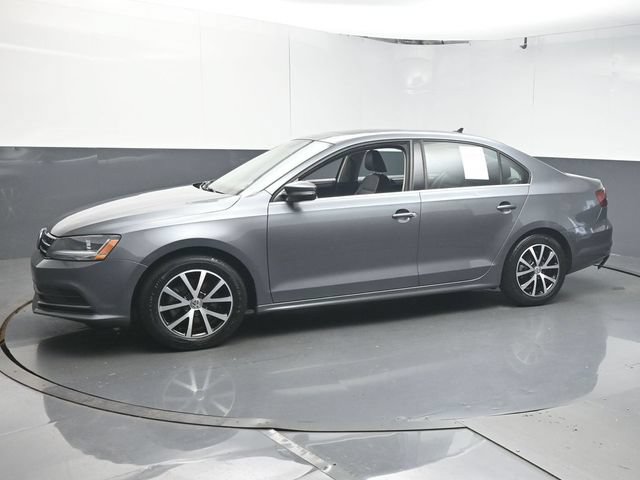 Used 2018 Volkswagen Jetta SE FWD image 4