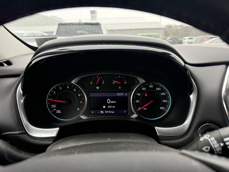 Used 2021 Chevrolet Traverse LT image 12