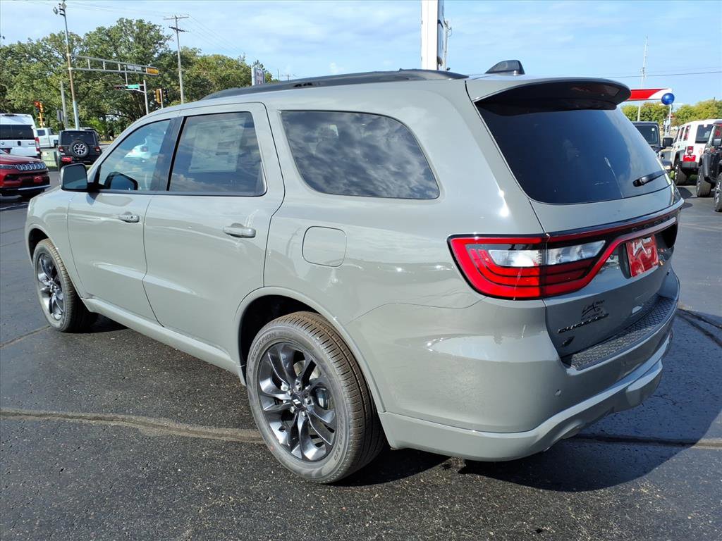 New 2026 Dodge Durango GT image 4