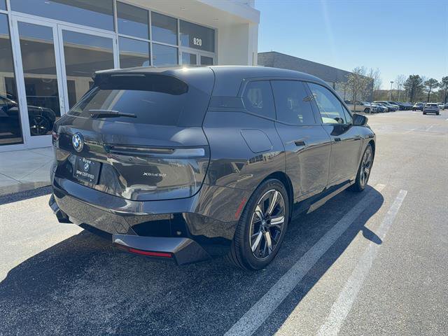 Certified 2022 BMW iX xDrive50 w/ Premium Package image 3
