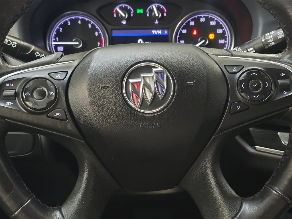 Used 2020 Buick Enclave Essence image 26